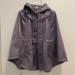 Lululemon Wonderful Capelet Hooded Rain Poncho S/M